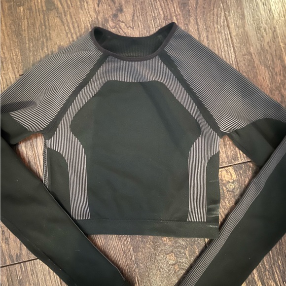 Garage Crop Top - Picture 1 of 2